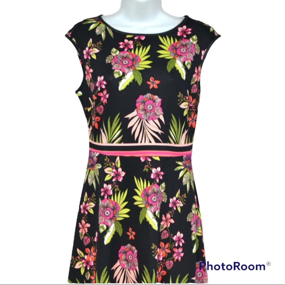 Tropical summer sleeveless Dress Fit Flare Sleeveless
Above Knee quality pockets